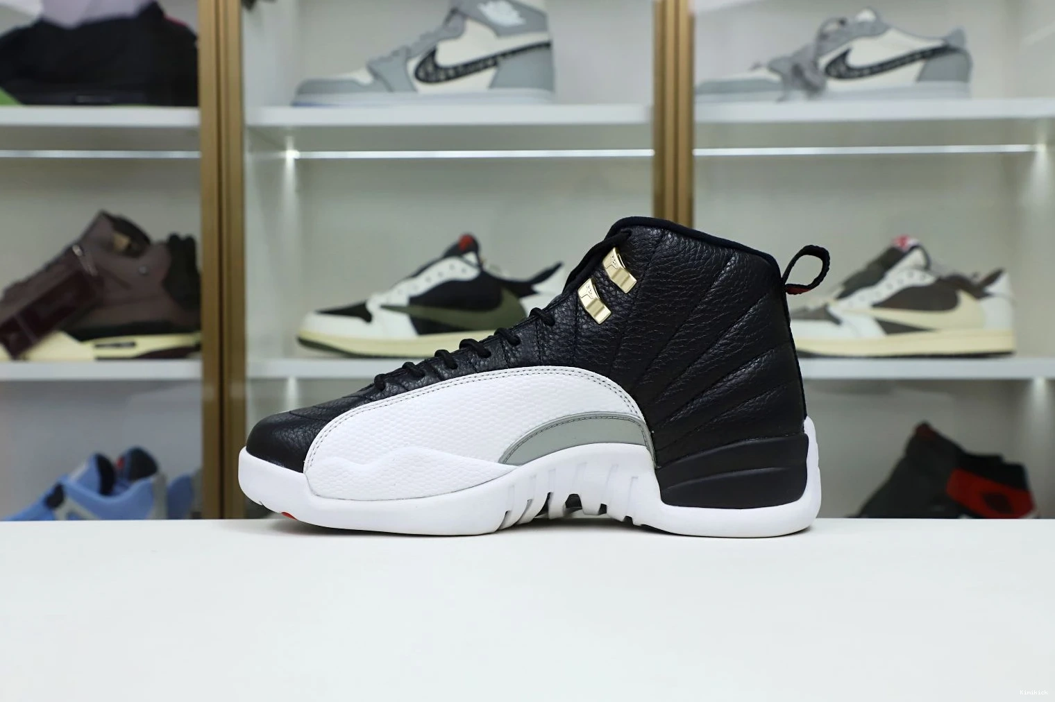 Kimikick GoAnywhere AIR RETRO JORDAN 12 PLAYOFFS 2018 0602